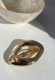 Presilha Oval Dourada
